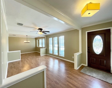 15006 Elmont Drive - Photo Thumbnail 14