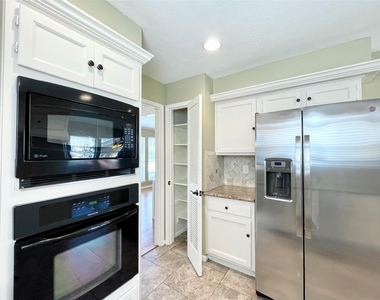 15006 Elmont Drive - Photo Thumbnail 25