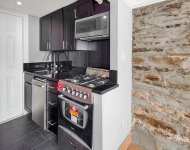 345 West 53rd Street #B - Photo Thumbnail 3