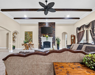 2624 Holbrook Springs Lane - Photo Thumbnail 17