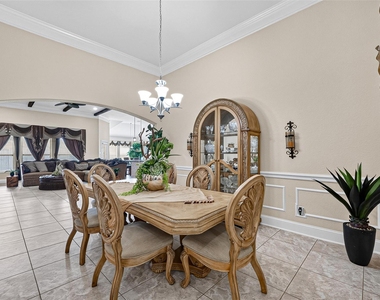 2624 Holbrook Springs Lane - Photo Thumbnail 8