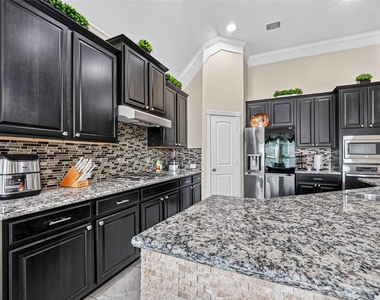2624 Holbrook Springs Lane - Photo Thumbnail 12