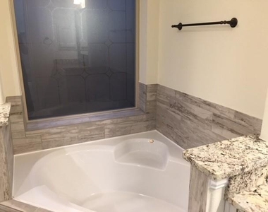 3750 Pinebrook Hollow Lane - Photo Thumbnail 15