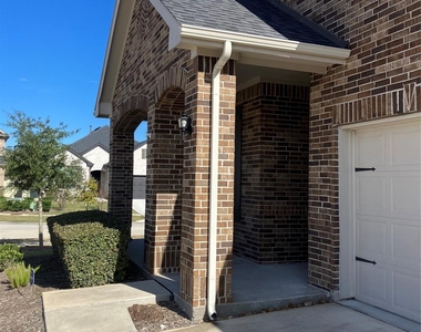 10442 Eastern Bluestar Drive - Photo Thumbnail 40
