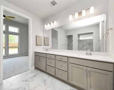 28045 Woodland Bend Way - Photo Thumbnail 24