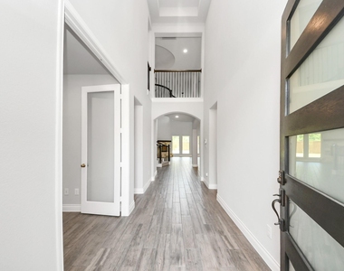 28045 Woodland Bend Way - Photo Thumbnail 5