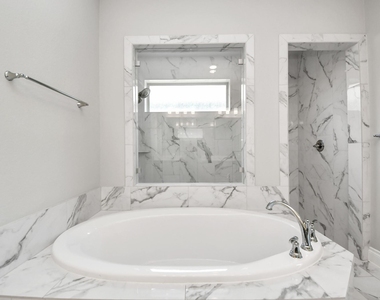 28045 Woodland Bend Way - Photo Thumbnail 25