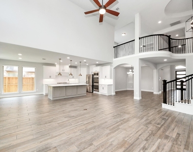 28045 Woodland Bend Way - Photo Thumbnail 14