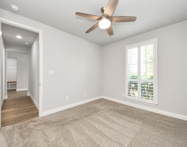 28045 Woodland Bend Way - Photo Thumbnail 37