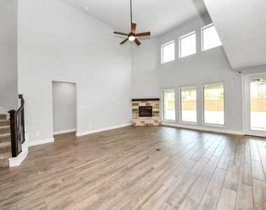 28045 Woodland Bend Way - Photo Thumbnail 13