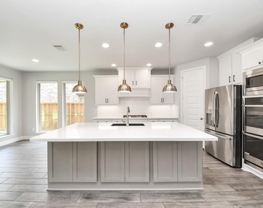 28045 Woodland Bend Way - Photo Thumbnail 18