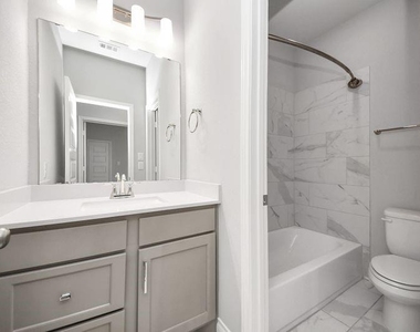 28045 Woodland Bend Way - Photo Thumbnail 41