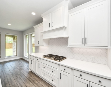 28045 Woodland Bend Way - Photo Thumbnail 19