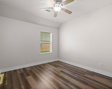 12222 Walden Road - Photo Thumbnail 18