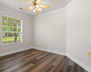 12222 Walden Road - Photo Thumbnail 4