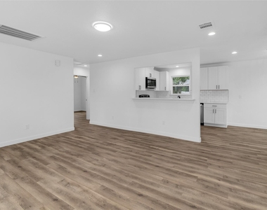 179 Mill Street - Photo Thumbnail 3