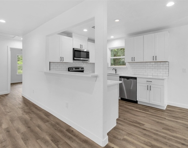 179 Mill Street - Photo Thumbnail 7