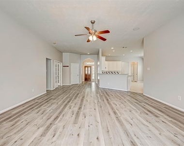 23767 River Place Drive - Photo Thumbnail 7