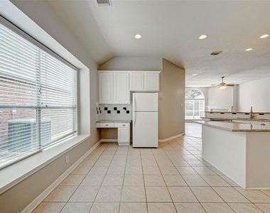 23767 River Place Drive - Photo Thumbnail 11
