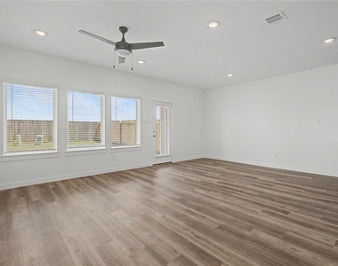 2629 Mchenry Landing Lane - Photo Thumbnail 1