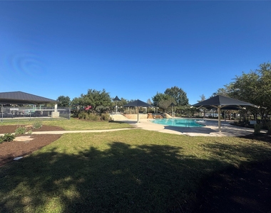 2827 Fair Chase Drive - Photo Thumbnail 44