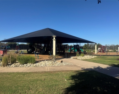 2827 Fair Chase Drive - Photo Thumbnail 43