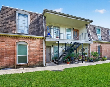 1220 Shadowdale Drive - Photo Thumbnail 1