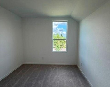 12618 Blue Catfish Lane - Photo Thumbnail 13
