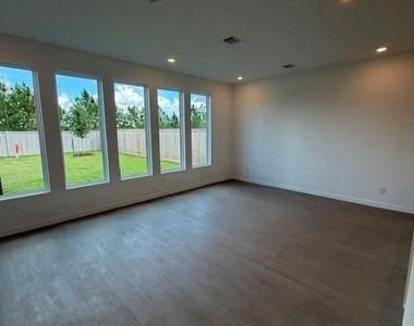 12618 Blue Catfish Lane - Photo Thumbnail 7