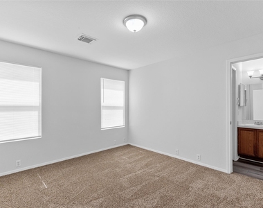 3311 Jib Court - Photo Thumbnail 11