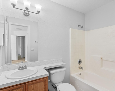 3311 Jib Court - Photo Thumbnail 14