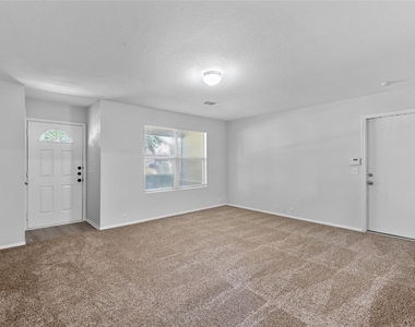 3311 Jib Court - Photo Thumbnail 2