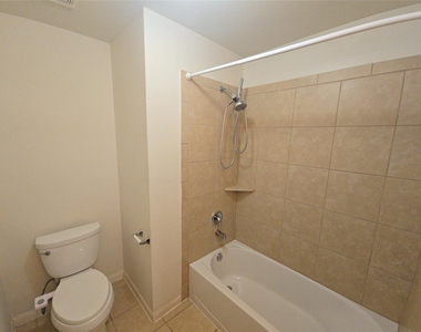 2303 Golden Brandy Lane - Photo Thumbnail 15