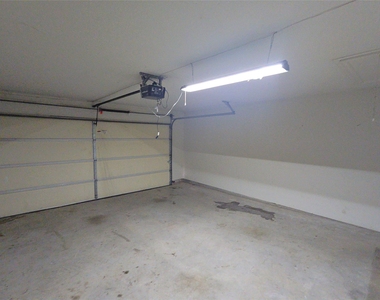 2303 Golden Brandy Lane - Photo Thumbnail 18