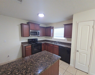 2303 Golden Brandy Lane - Photo Thumbnail 2