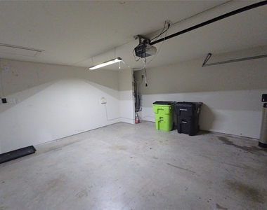 2303 Golden Brandy Lane - Photo Thumbnail 19