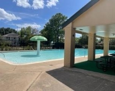 10523 N Newpark Drive - Photo Thumbnail 16