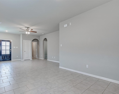 31322 Spotted Saddle Hollow Lane - Photo Thumbnail 5