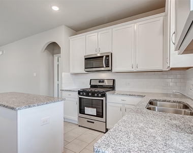 31322 Spotted Saddle Hollow Lane - Photo Thumbnail 9