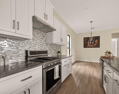 90 Burress Street - Photo Thumbnail 4