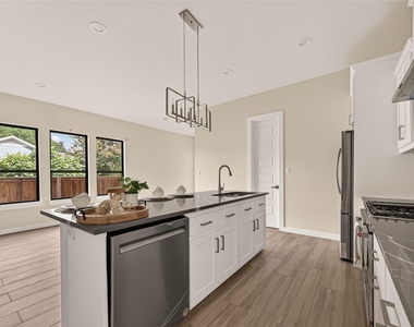 90 Burress Street - Photo Thumbnail 3