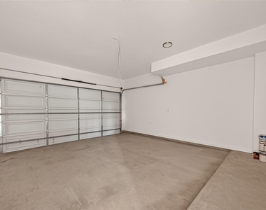 90 Burress Street - Photo Thumbnail 39