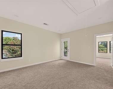 90 Burress Street - Photo Thumbnail 7
