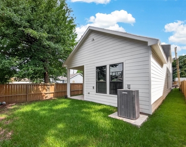 90 Burress Street - Photo Thumbnail 18