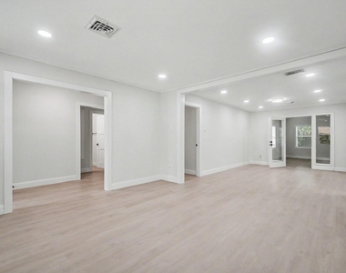 9323 Meadowbriar Lane - Photo Thumbnail 15