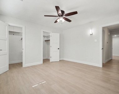 9323 Meadowbriar Lane - Photo Thumbnail 21