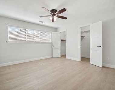 9323 Meadowbriar Lane - Photo Thumbnail 20