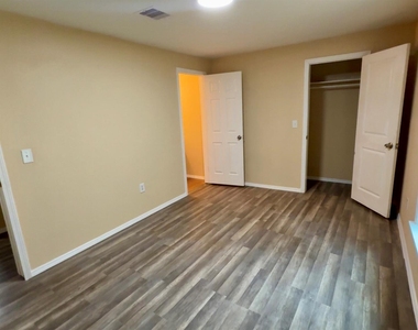 2485 Mangum Road - Photo Thumbnail 8