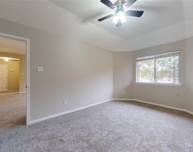 20802 Newbury Park Drive - Photo Thumbnail 39