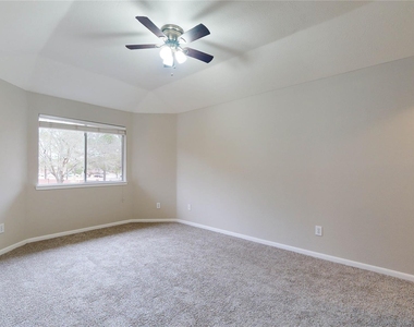 20802 Newbury Park Drive - Photo Thumbnail 38